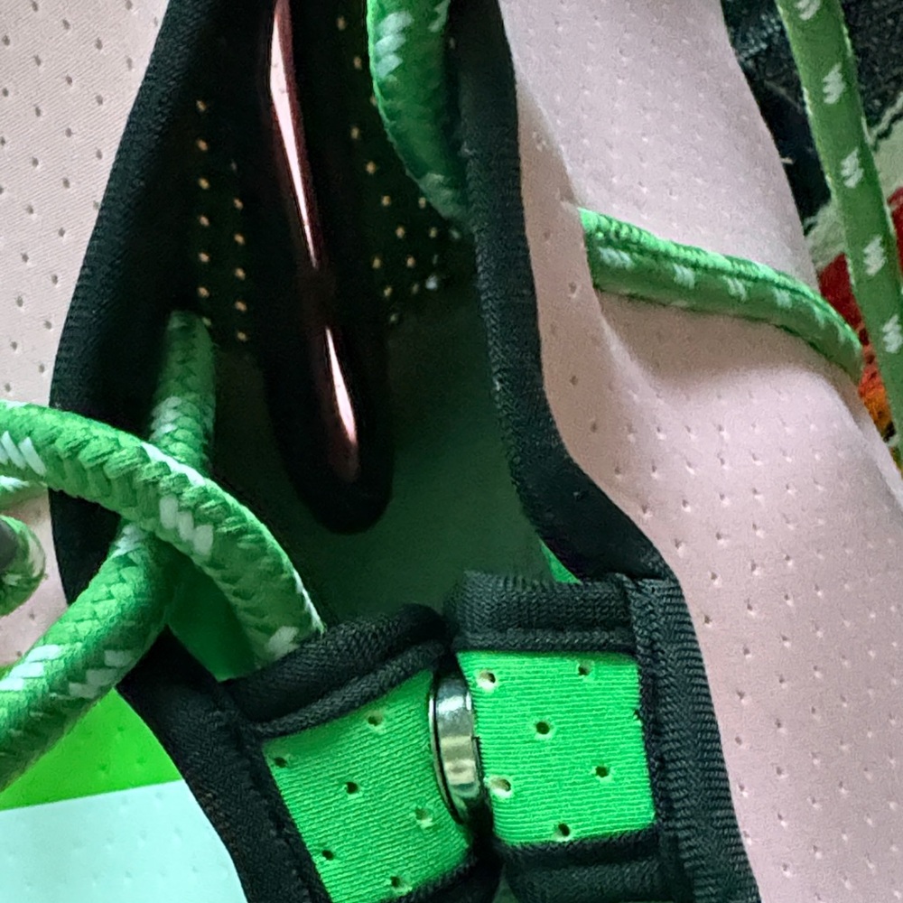Stylish Pink and Green Tote Bag - Picture 5 of 5